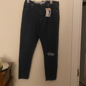 NWT Levi’s high rise skinny Jean size 14x32